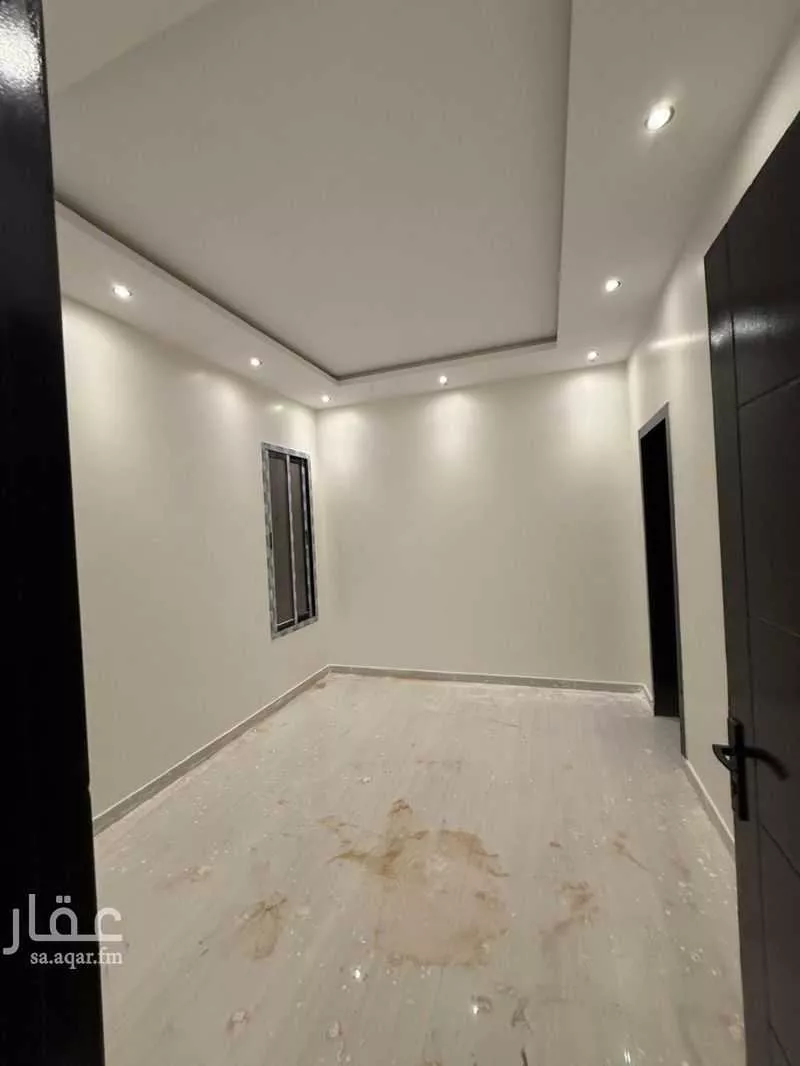 فيلا للبيع في شارع جنادة بن تميم, حي النسيم الغربي, مدينة الرياض, منطقة الرياض 1 صورة