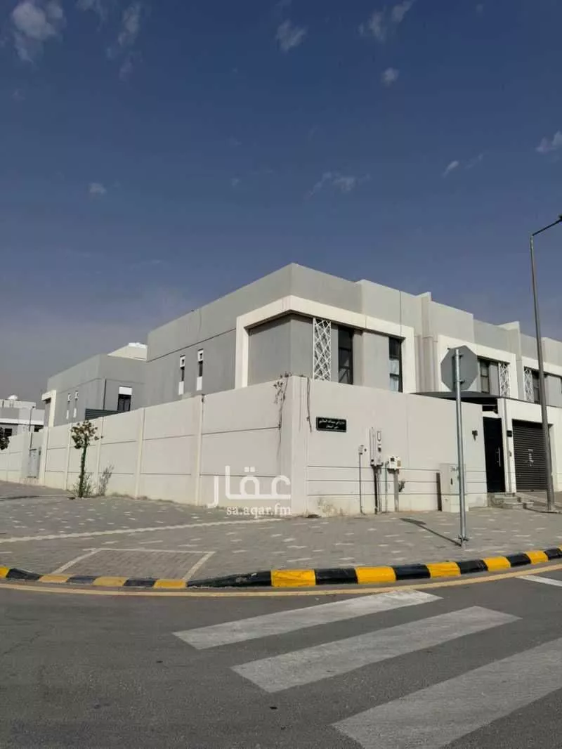 فيلا للبيع في شارع أبي عبدالله الحلاوي, حي مطار الملك خالد الدولي, مدينة الرياض, منطقة الرياض 1 صورة