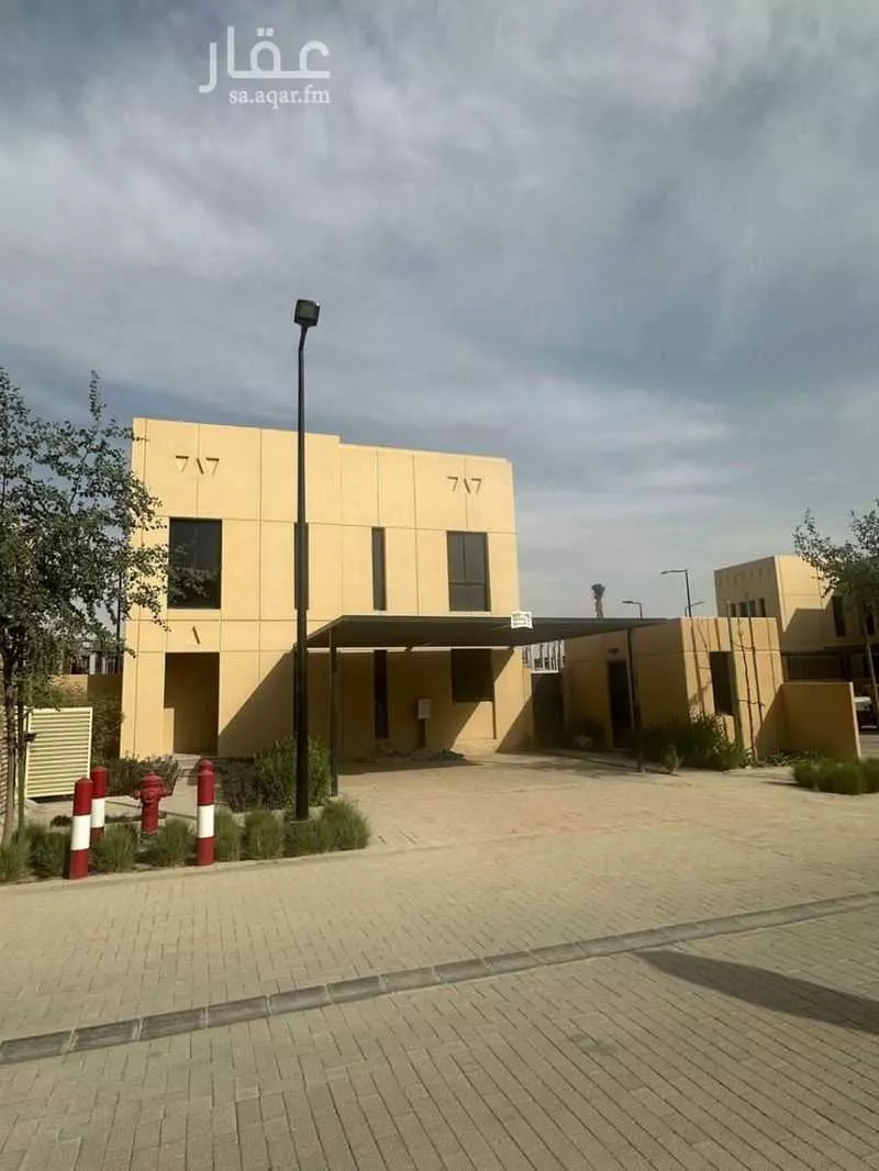 فيلا للإيجار في شارع رقم 1048, حي سدرة, مدينة الرياض, منطقة الرياض 1 صورة
