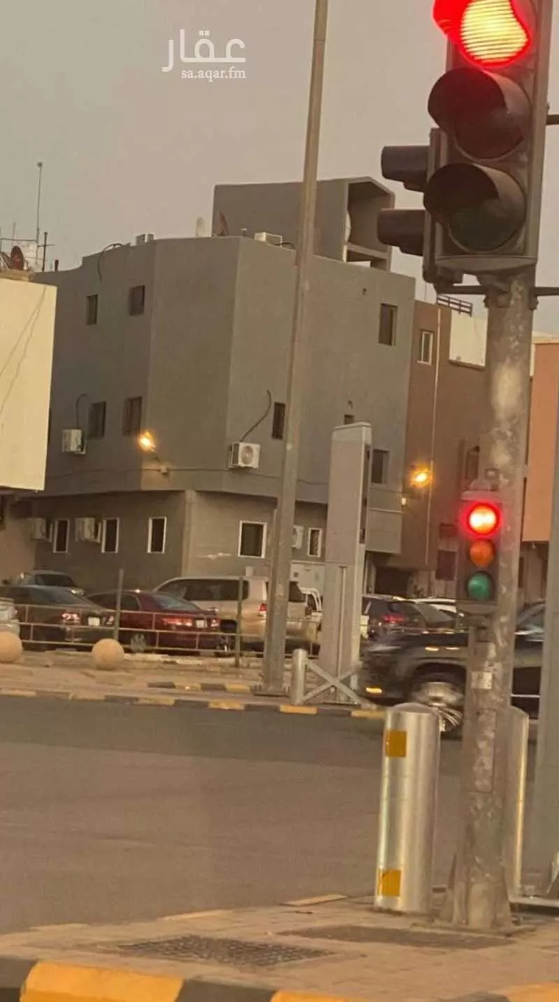 عمارة للإيجار في شارع مالك بن ربيعة, حي الناصرية, مدينة الرياض, منطقة الرياض 1 صورة