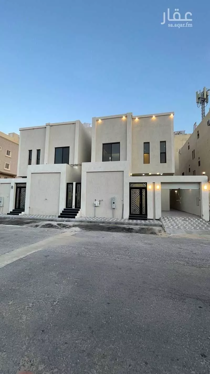 فيلا للبيع في شارع يزيد بن السكن الانصاري, حي طيبة, مدينة الدمام, المنطقة الشرقية 1 صورة