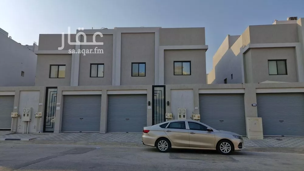 فيلا للبيع في شارع ابن الشهاب, حي الراكة الشمالية, مدينة الدمام, المنطقة الشرقية 1 صورة