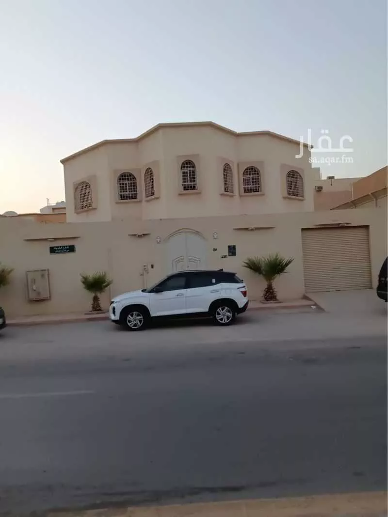 فيلا للبيع في شارع الثرياء, حي النسيم الشرقي, مدينة الرياض, منطقة الرياض 1 صورة