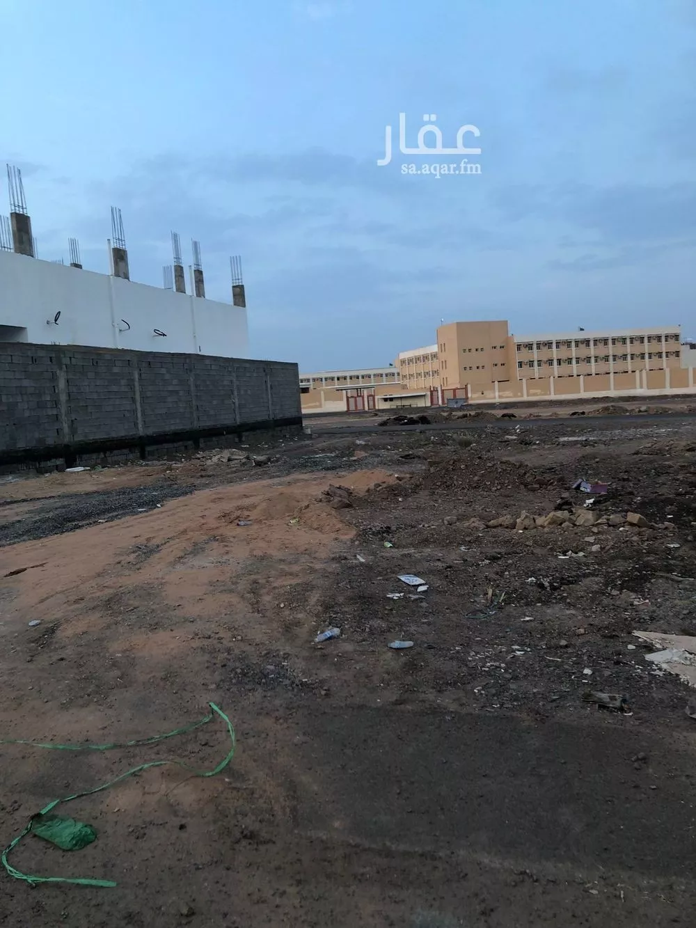 أرض للبيع في حي العزيزية, مدينة المدينه المنوره, منطقة المدينة المنورة 1 صورة
