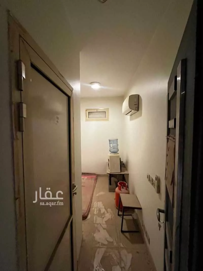 غرفة للإيجار في شارع رقم 302, حي الياسمين, مدينة الرياض, منطقة الرياض 1 صورة