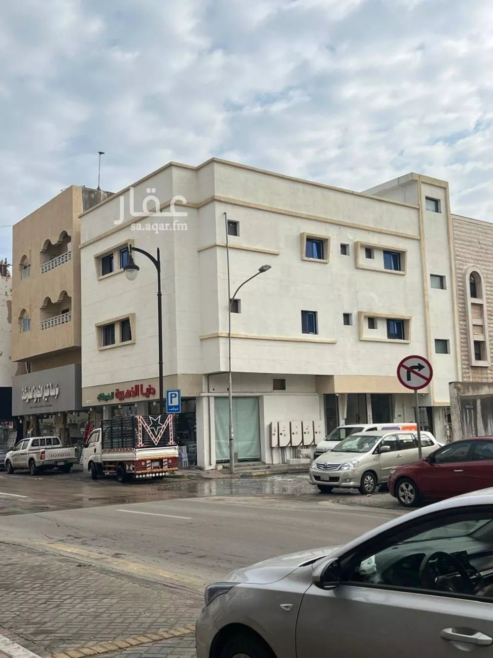 عمارة للإيجار في شارع العاشر, حي الخبرالشمالية, مدينة الخبر, المنطقة الشرقية 1 صورة