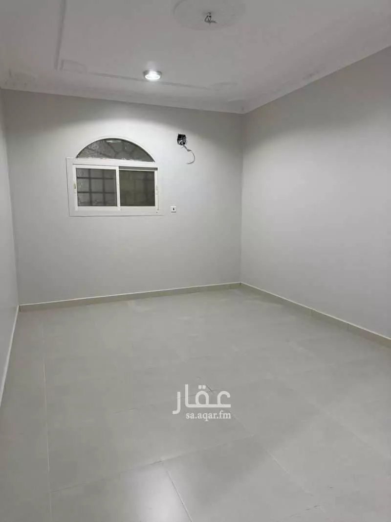 شقة للإيجار في شارع علي بن عبدالكريم, حي إشبيلية, مدينة الرياض, منطقة الرياض 1 صورة