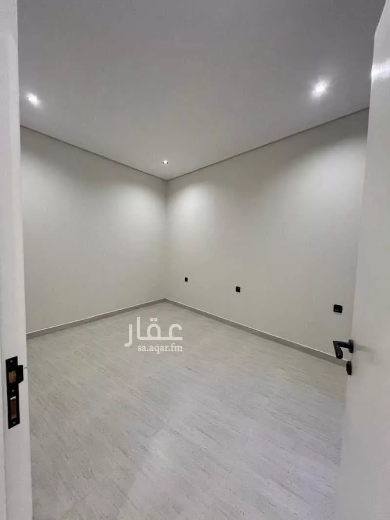 دور للإيجار في شارع حسين بن عبدالرحمن الجفري, حي العوالي, مدينة الرياض, منطقة الرياض 1 صورة