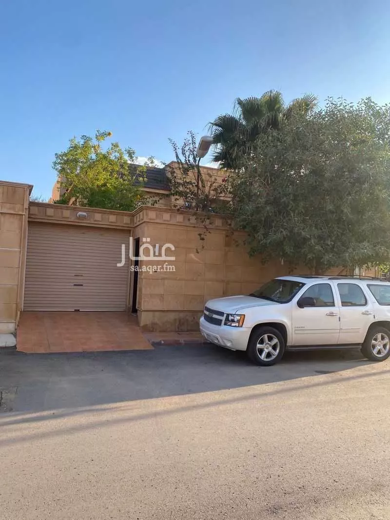 فيلا للبيع في شارع سليمان بن داود, حي النهضة, مدينة بريدة, منطقة القصيم 1 صورة