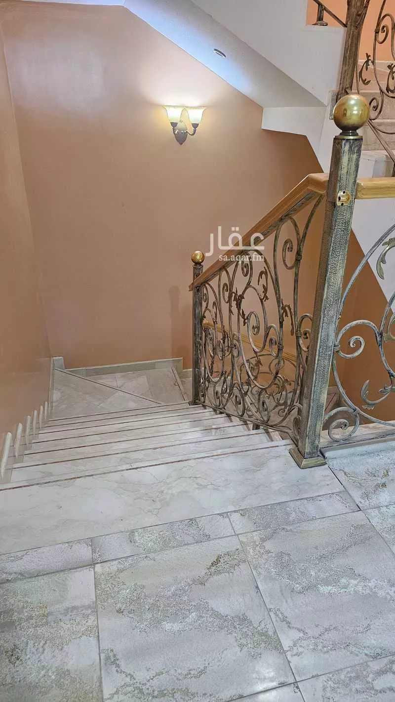 فيلا للبيع في شارع سفيان بن قيس, حي الزهور, مدينة القويعية, منطقة الرياض 1 صورة