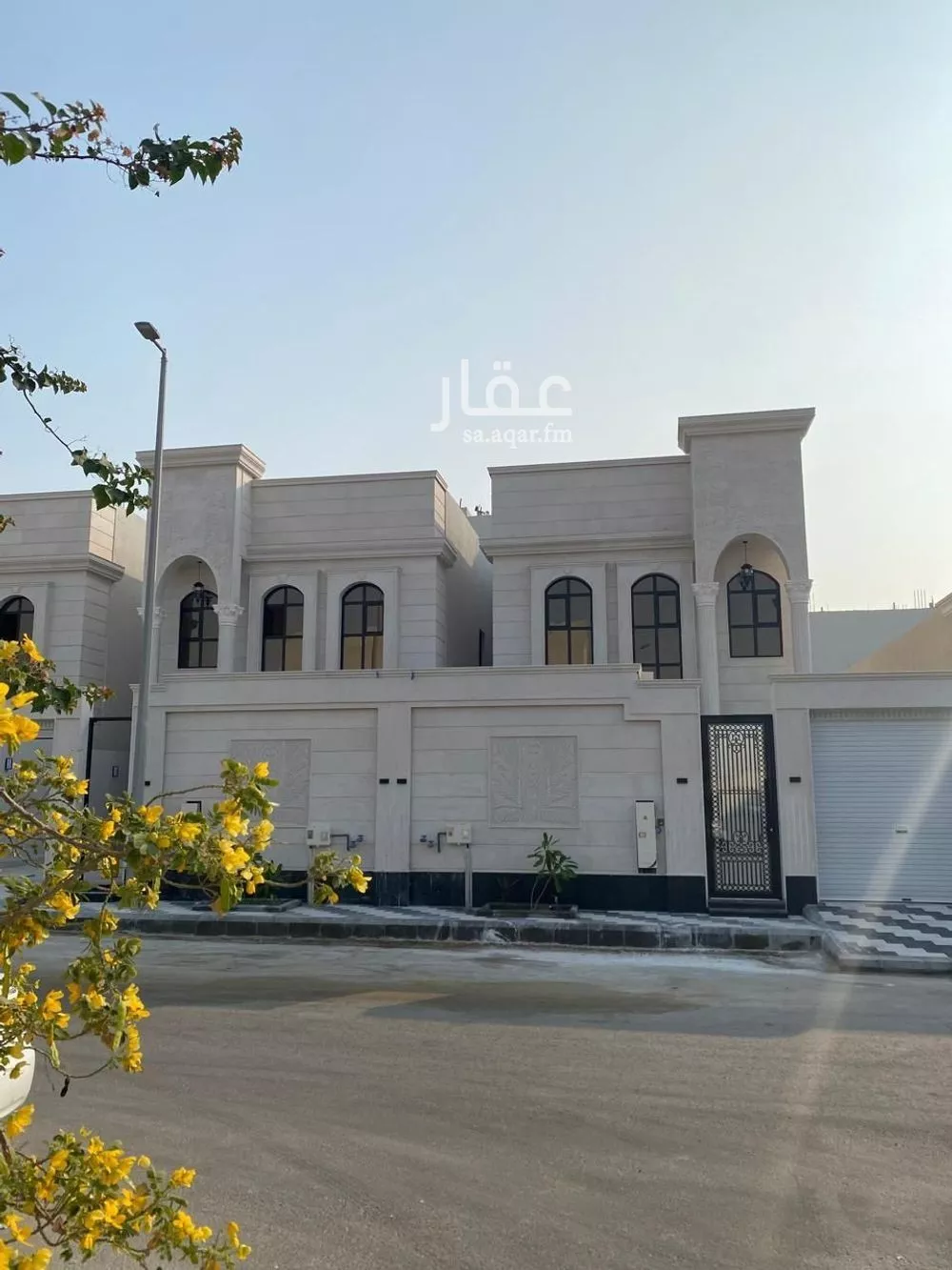 فيلا للبيع في شارع القيصومه, حي الصواري, مدينة الخبر, المنطقة الشرقية 1 صورة