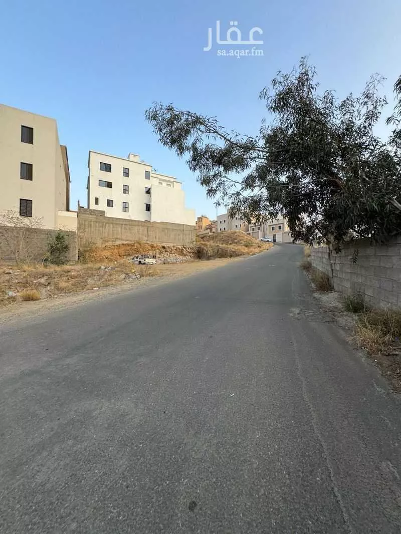 أرض للبيع في شارع شارع 15, حي المروج, مدينة أبها, منطقة عسير 1 صورة