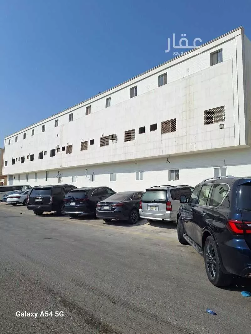 عمارة للإيجار في شارع قس بن ساعدة, حي الملك فيصل, مدينة الرياض, منطقة الرياض 1 صورة