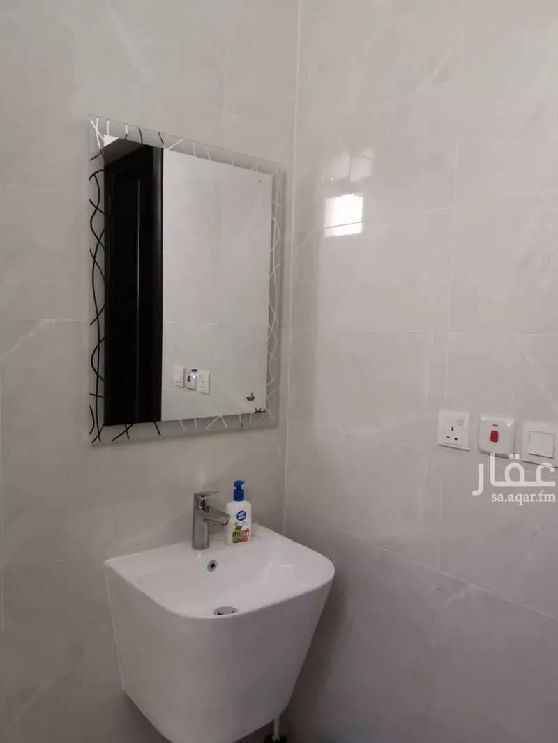 فيلا للبيع في شارع محمد بسيوني, حي العارض, مدينة الرياض, منطقة الرياض 1 صورة