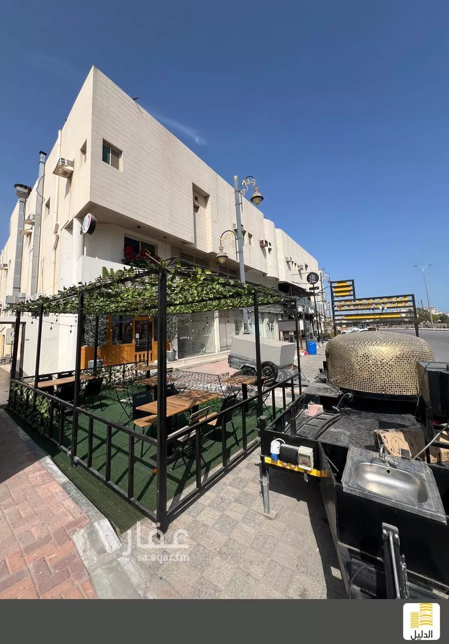 محل للإيجار في شارع طريق الملك عبد العزيز, حي الفردوس, مدينة القطيف, المنطقة الشرقية 1 صورة