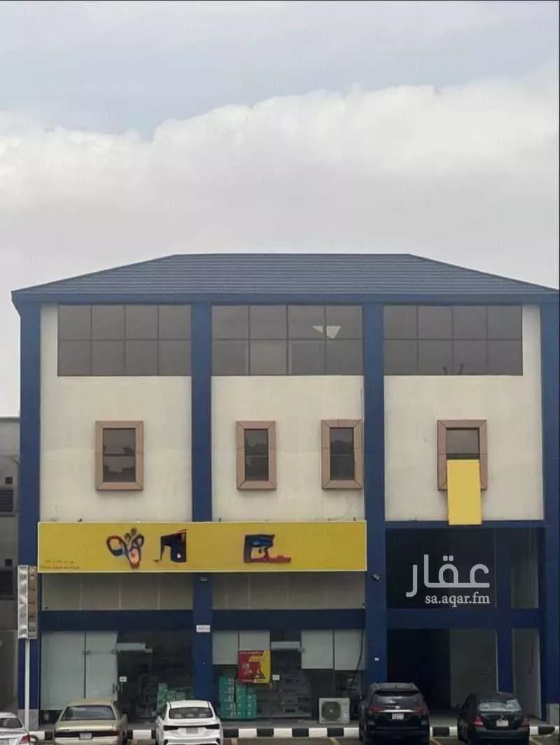 عمارة للإيجار في شارع 445471, حي الغدير, مدينة أبها, منطقة عسير 1 صورة