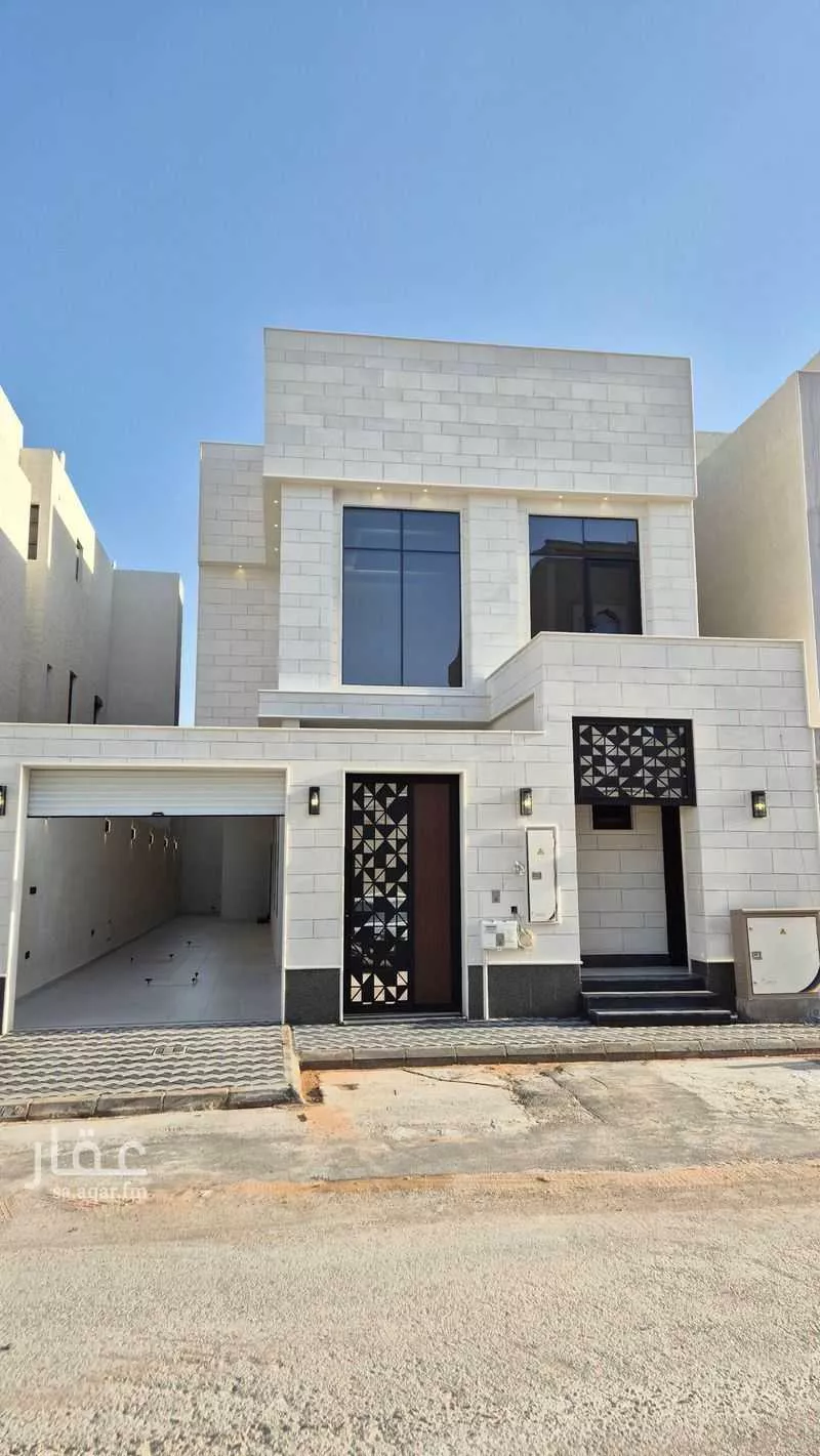 فيلا للبيع في شارع احمد بن عبداللطيف السنبسي, حي العارض, مدينة الرياض, منطقة الرياض 1 صورة