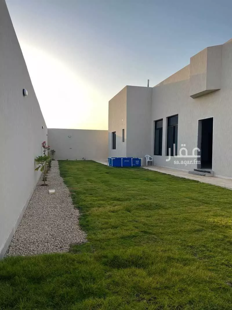 دور للبيع في شارع مخطط الصفرات الجديد 71 ، الحسي ، ثادق 1 صورة