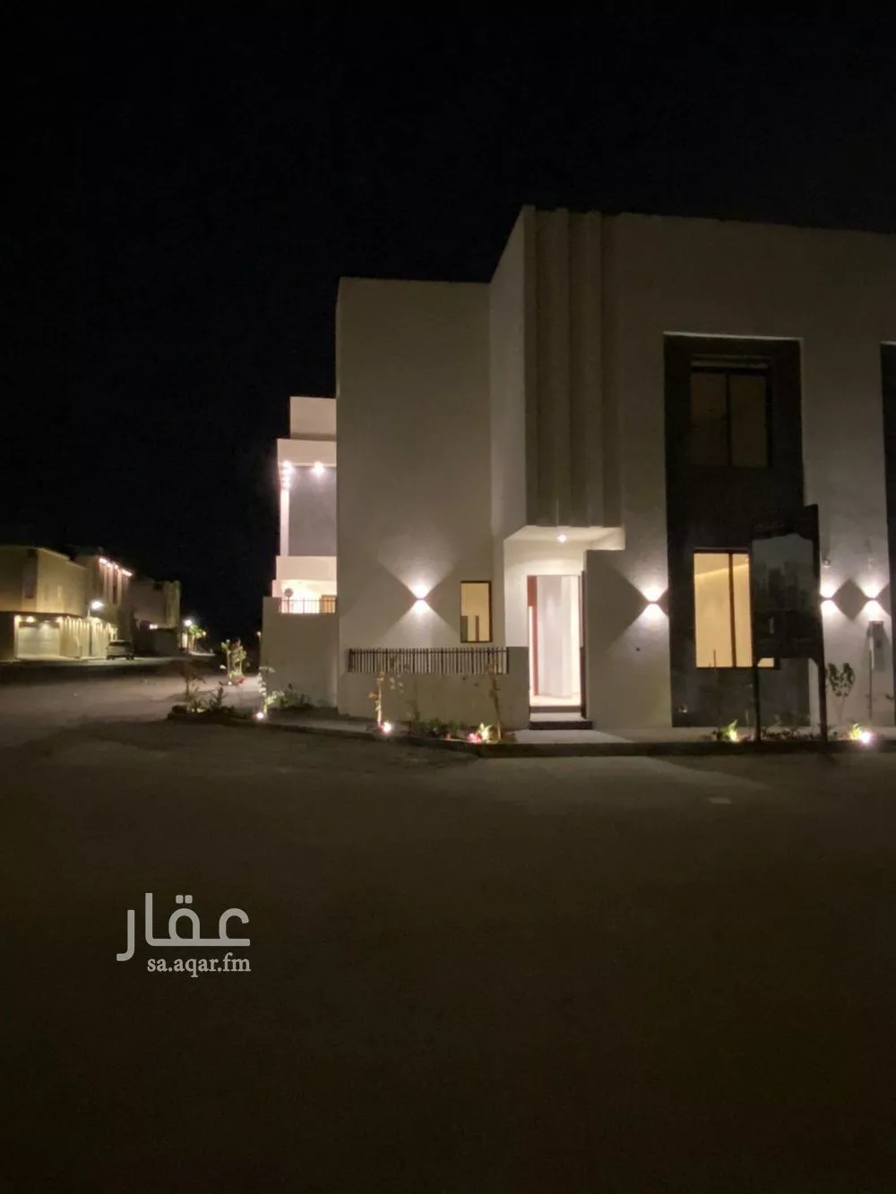 فيلا للإيجار في شارع فؤاد محمد عمر توفيق, حي المهدية, مدينة الرياض, منطقة الرياض 1 صورة