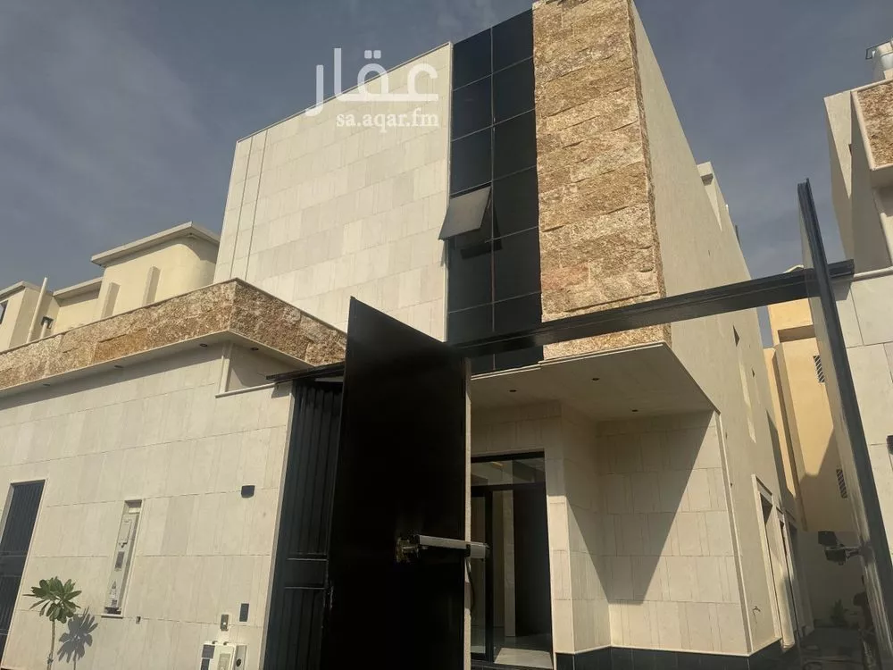 فيلا للبيع في شارع أبي طالب الكرخي, حي الخليج, مدينة الرياض, منطقة الرياض 1 صورة