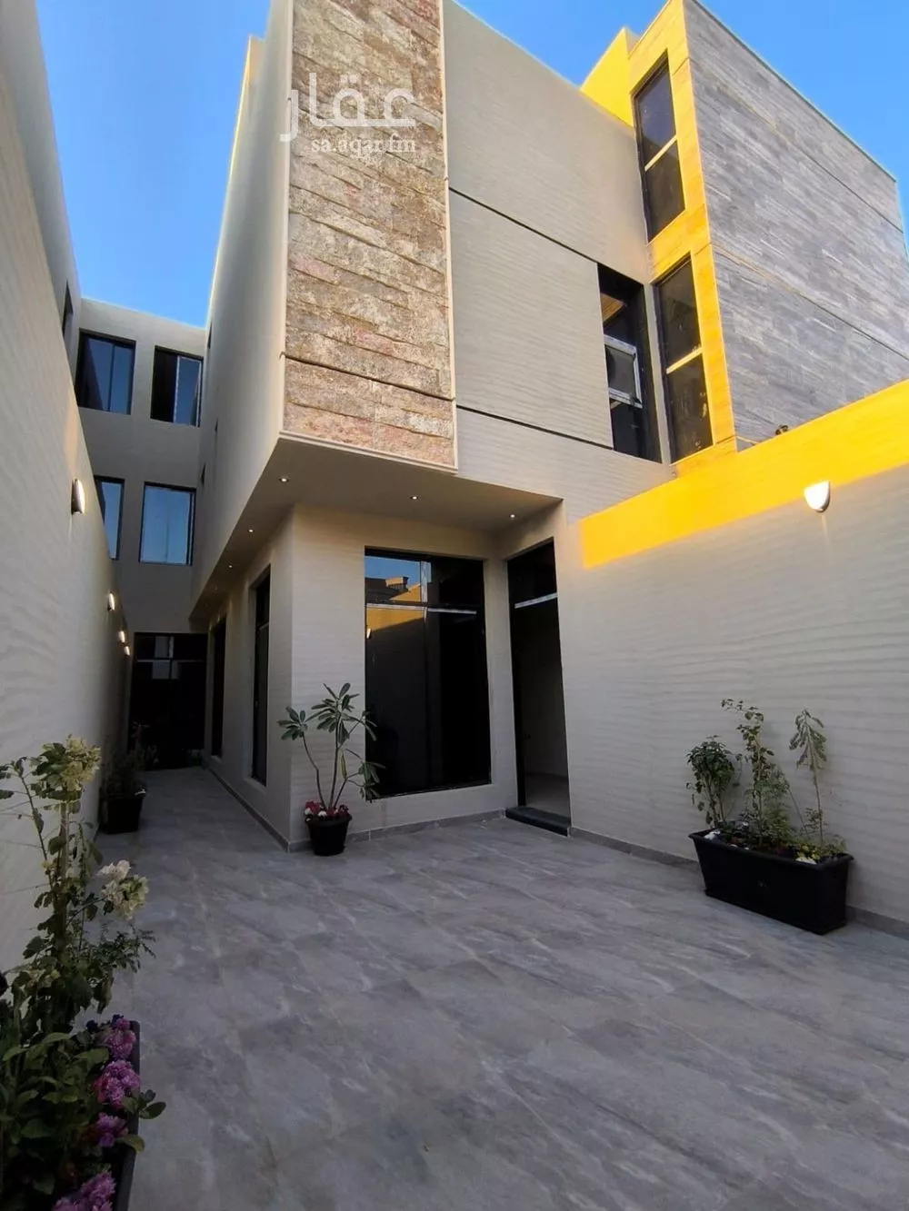 دور للبيع في شارع الصائن, حي قرطبة, مدينة الرياض, منطقة الرياض 1 صورة