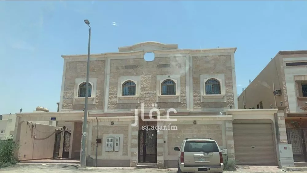 فيلا للبيع في شارع خليفة بن بديع, حي ضاحية الملك فهد, مدينة الدمام, المنطقة الشرقية 1 صورة