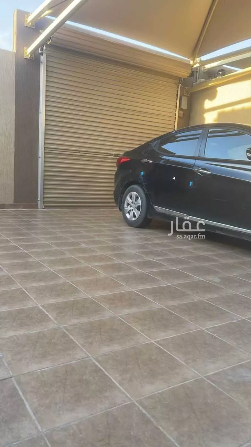 فيلا للبيع في شارع علي بن أبي خالد, حي مطار الملك خالد الدولي, مدينة الرياض, منطقة الرياض 1 صورة