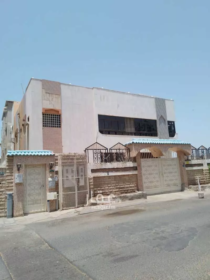 فيلا للبيع في شارع وادي الفريش, حي العزيزية, مدينة جدة, منطقة مكة المكرمة 1 صورة