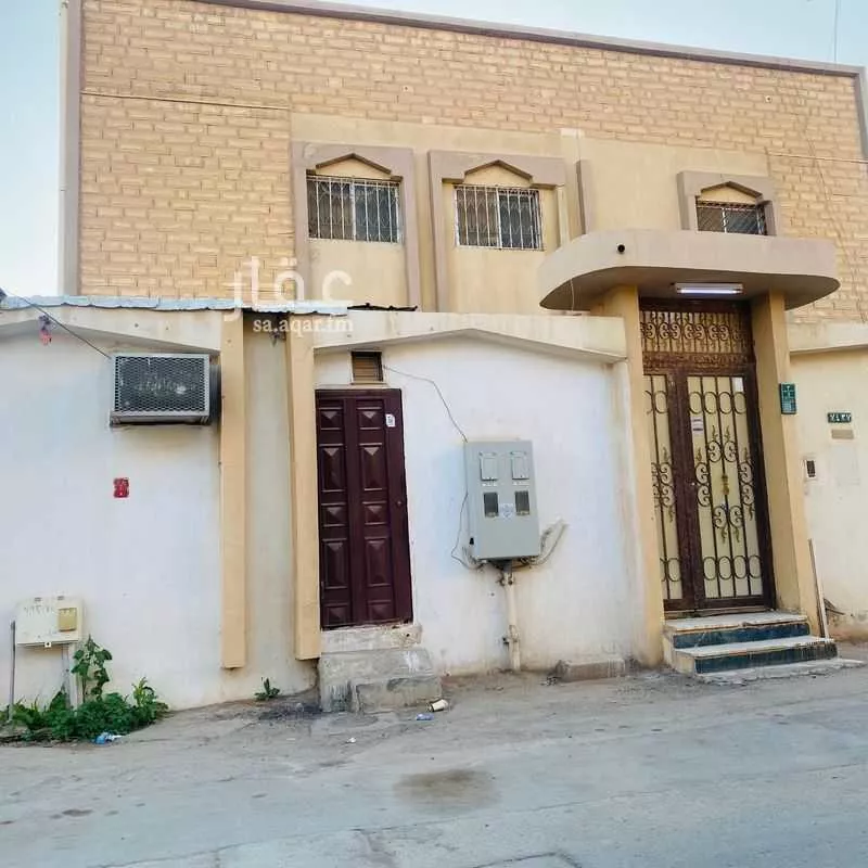 فيلا للبيع في شارع أبي بكر الجلال, حي النسيم الغربي, مدينة الرياض, منطقة الرياض 1 صورة