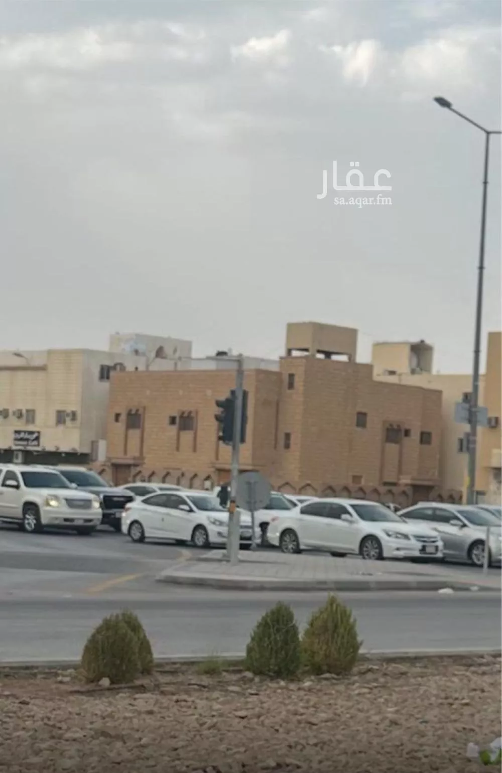 عمارة للإيجار في شارع اسماء بنت ابي بكر, حي العريجاء الغربي, مدينة الرياض, منطقة الرياض 1 صورة