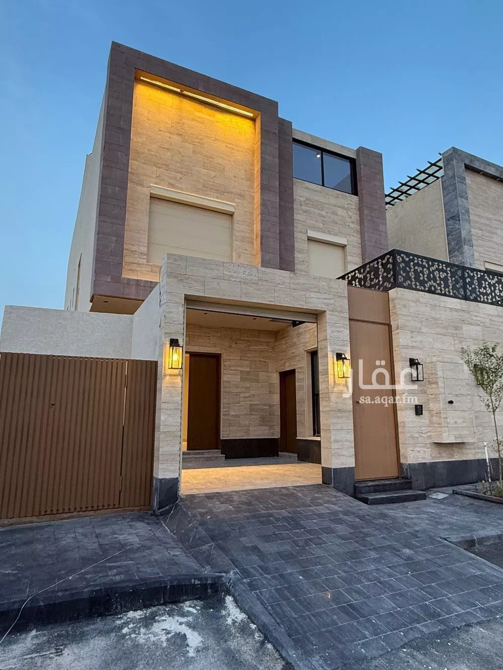 فيلا للبيع في شارع عمر بن إبراهيم الشجري, حي القيروان, مدينة الرياض, منطقة الرياض 1 صورة