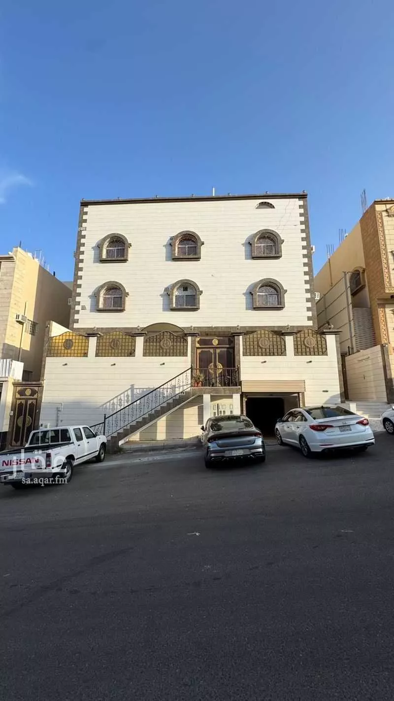 عمارة للبيع في شارع جبل ابلي, حي الجال, مدينة امارة منطقة مكة المكرمة - الطائف, منطقة مكة المكرمة 1 صورة