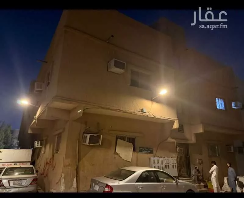 عمارة للبيع في شارع اجود بن زامل, حي سلطانة, مدينة الرياض, منطقة الرياض 1 صورة