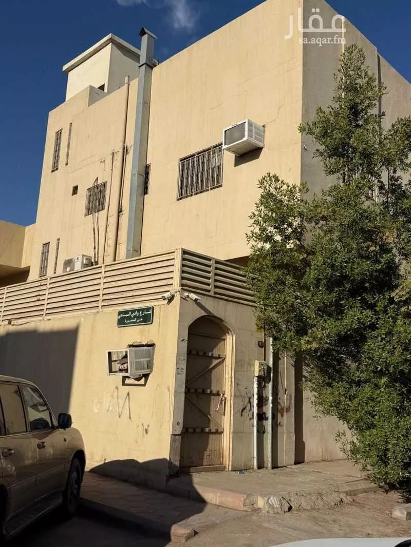 فيلا للبيع في شارع حكير, حي المنصورة, مدينة الرياض, منطقة الرياض 1 صورة