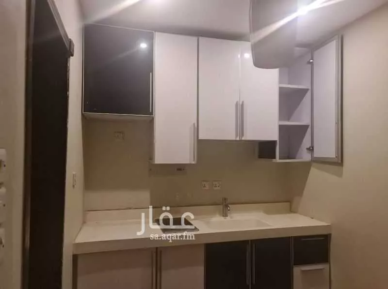 شقة للإيجار في شارع المراح, حي الحمراء, مدينة الخبر, المنطقة الشرقية 1 صورة