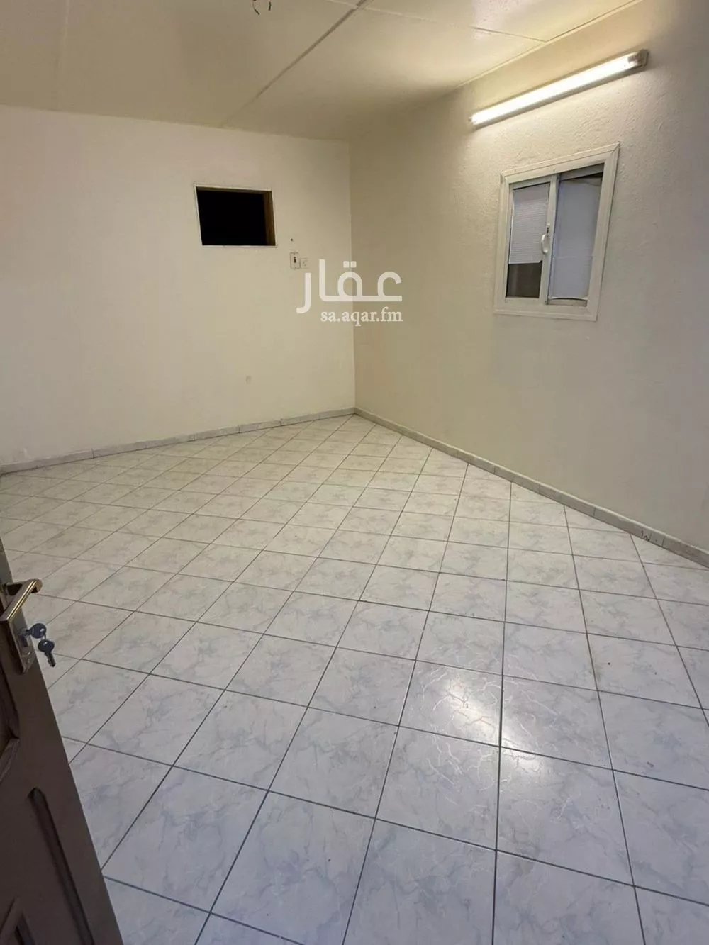 شقة للإيجار في شارع نفوز السخا, حي النزهة, مدينة جدة, منطقة مكة المكرمة 1 صورة