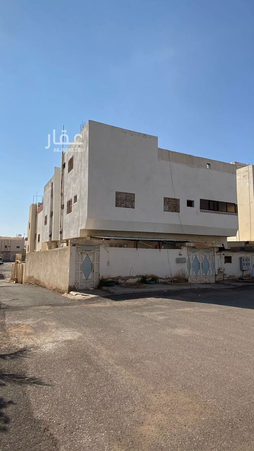 عمارة للبيع في شارع عبدالقاهر بن عبدالله بن محمد, حي القصواء, مدينة المدينه المنوره, منطقة المدينة المنورة 1 صورة