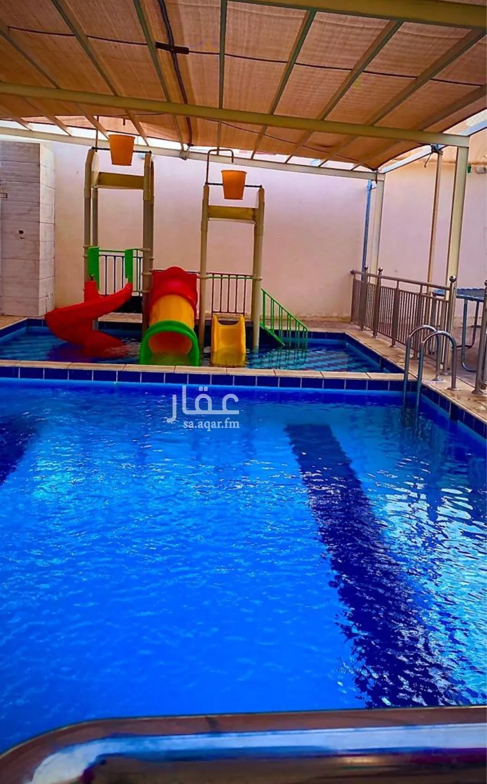 استراحة للبيع في شارع عبدالرحمن ابن عمرو ابن معاد, حي العزيزية, مدينة المدينه المنوره, منطقة المدينة المنورة 1 صورة
