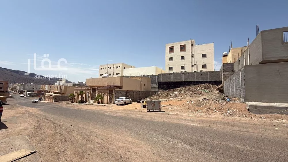 أرض للبيع في شارع حسان ابن محمد الاموي, حي الرانوناء, مدينة المدينه المنوره, منطقة المدينة المنورة 1 صورة