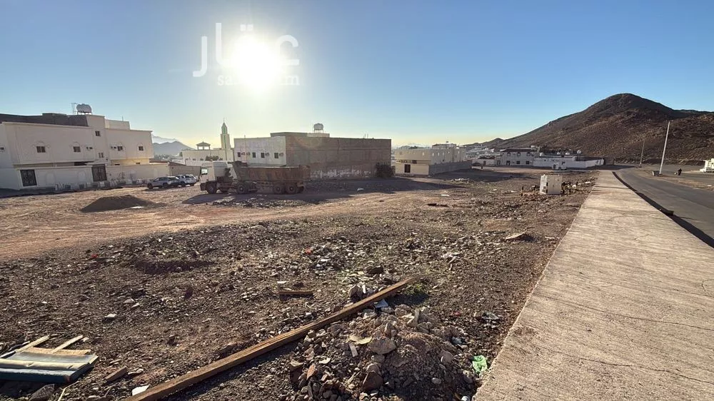 أرض للبيع في حي الزهرة, مدينة المدينة المنورة, منطقة المدينة المنورة 1 صورة