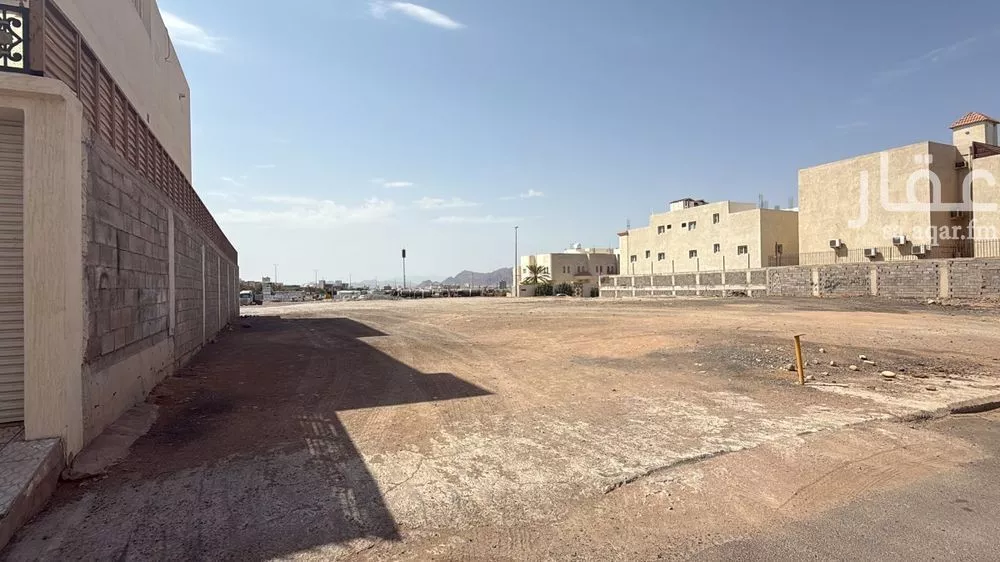 أرض للبيع في شارع الوليد ابن حماد, حي وادي مهزور, مدينة المدينه المنوره, منطقة المدينة المنورة 1 صورة