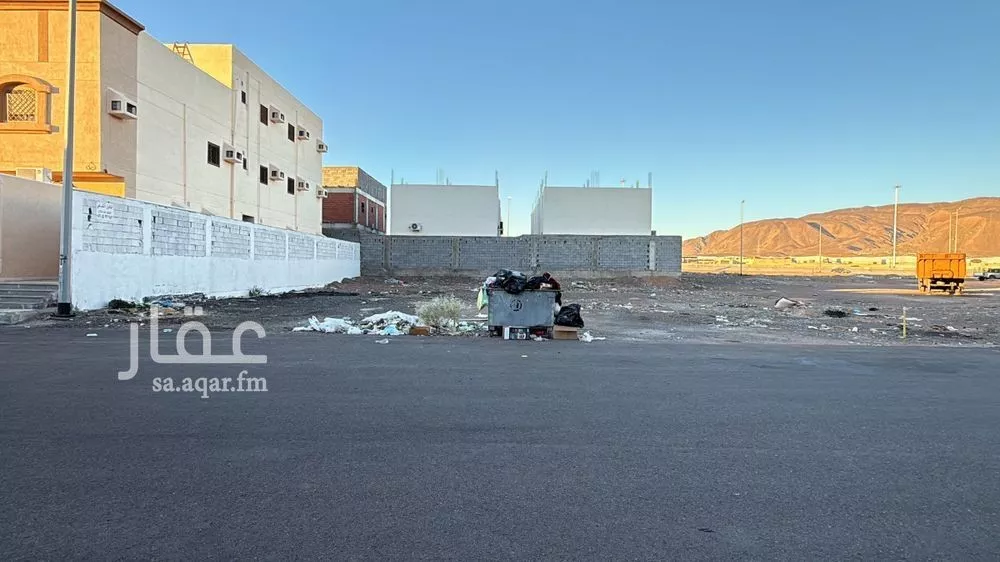 أرض للبيع في شارع سوار بن مصعب, حي العزيزية, مدينة المدينة المنورة, منطقة المدينة المنورة 1 صورة