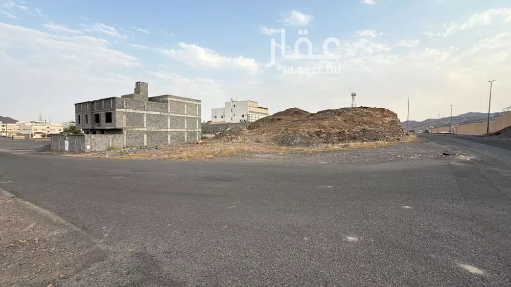 أرض للبيع في شارع هارون بن ابي عيسى, حي النخيل, مدينة المدينه المنوره, منطقة المدينة المنورة 1 صورة