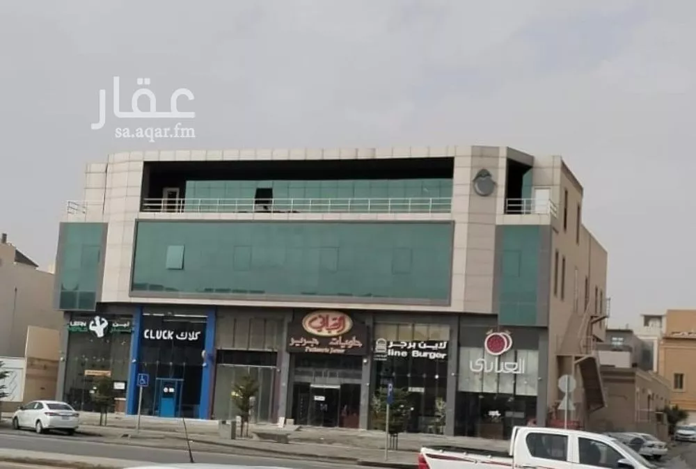 محل للإيجار في شارع انس بن مالك, حي الملقا, مدينة الرياض, منطقة الرياض 1 صورة