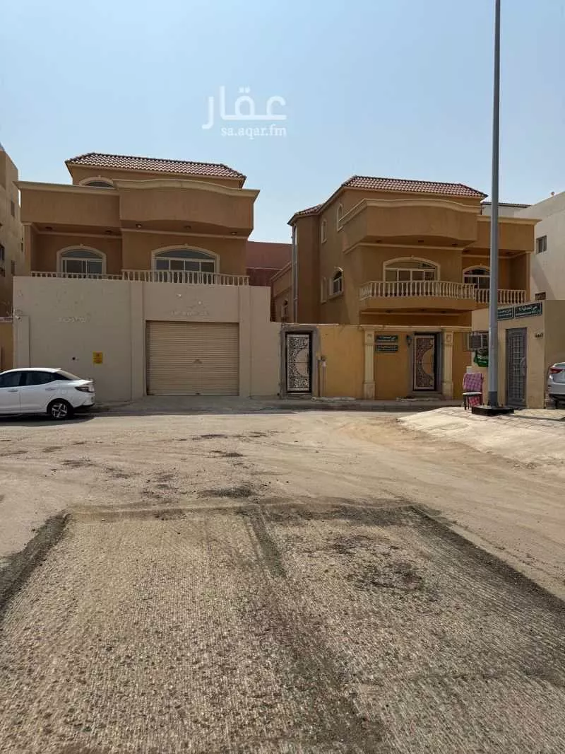 فيلا للبيع في شارع الزين الكناني, حي الحمدانية, مدينة جدة, منطقة مكة المكرمة 1 صورة