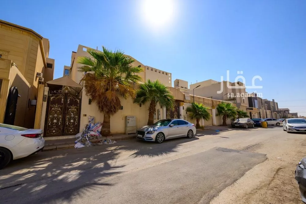 فيلا للبيع في شارع عيسى بن إبراهيم الربعي, حي طويق, مدينة الرياض, منطقة الرياض 1 صورة