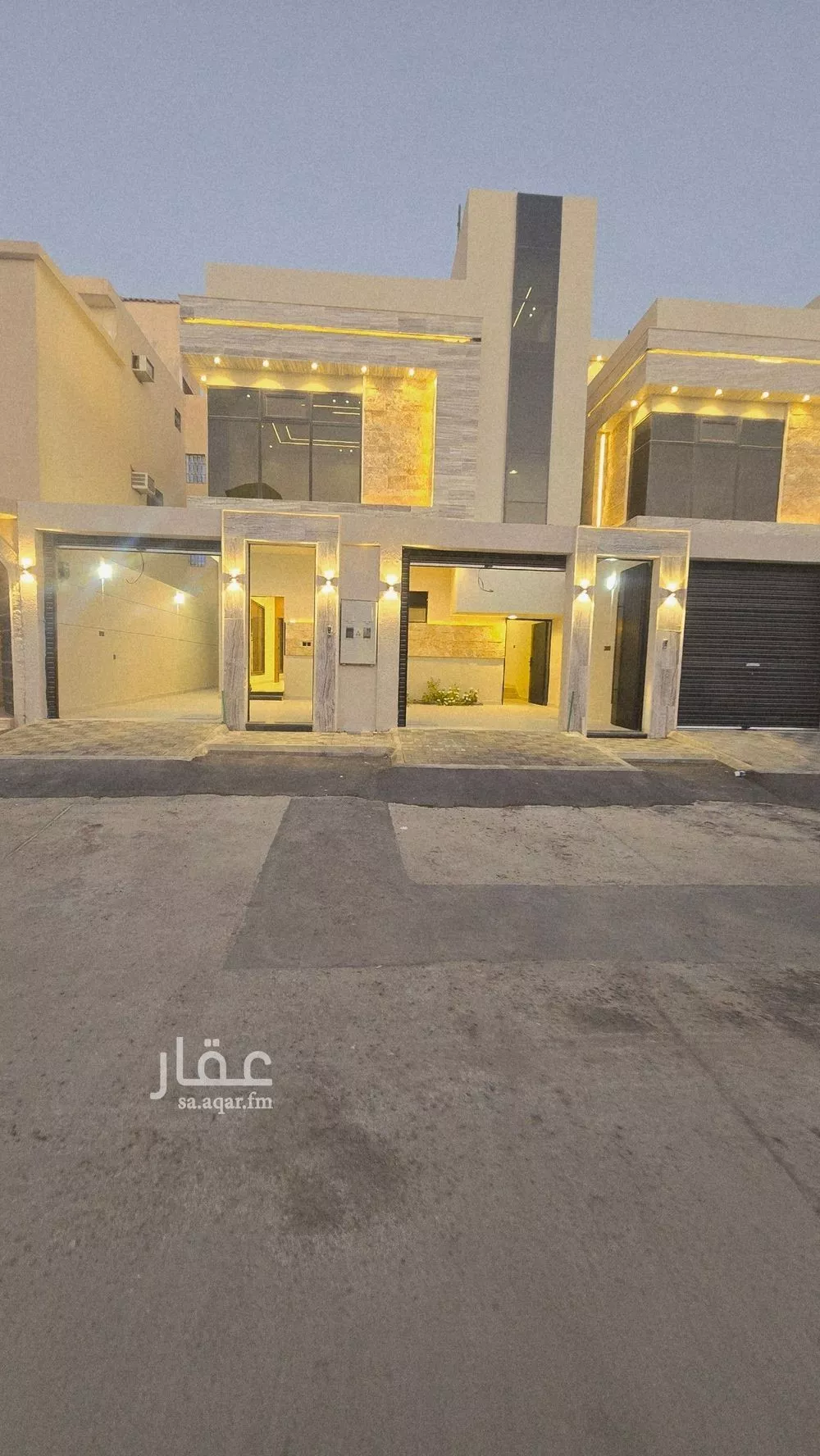 دور للبيع في شارع عمر بن بريق, حي العوالي, مدينة الرياض, منطقة الرياض 1 صورة