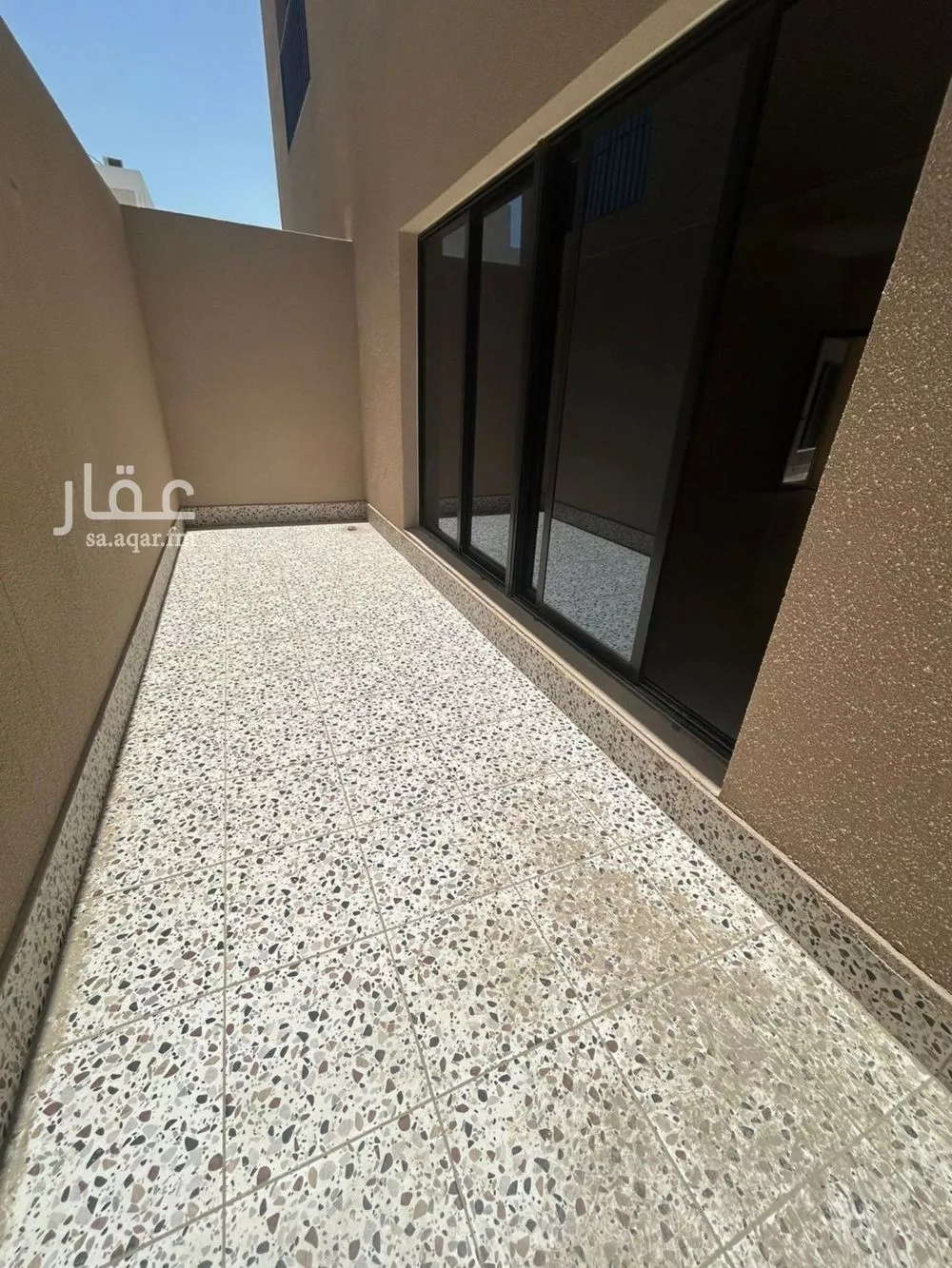 فيلا للبيع في شارع غيلان المحاربي, حي الراكة الشمالية, مدينة الدمام, المنطقة الشرقية 1 صورة