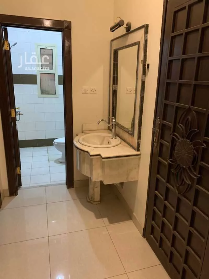 فيلا للبيع في شارع رقم 38, حي الملك عبدالله, مدينة الرياض, منطقة الرياض 1 صورة