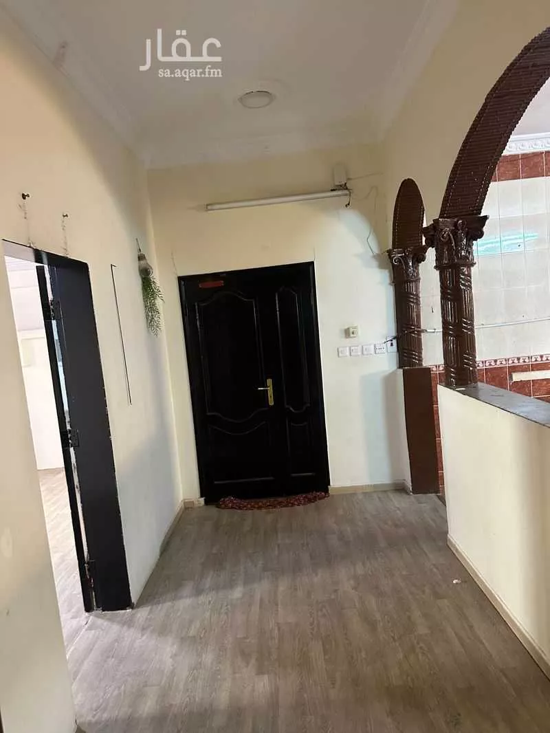 شقة للإيجار في شارع شهيد الدين ثم الوطن ابراهيم زاهر علي حقوي ، حي الروضة ، جازان ، منطقة جازان 1 صورة